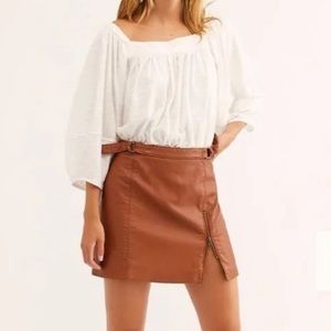 Free People faux leather mini skirt women Size 2 zipper detail